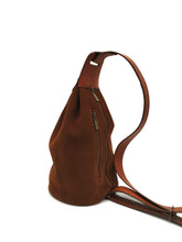 Afbeelding in Gallery-weergave laden, The Adventurer Suède cognac