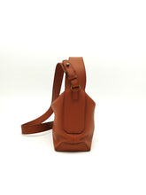 Afbeelding in Gallery-weergave laden, The Confident cognac
