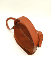 Afbeelding in Gallery-weergave laden, The Confident suède cognac
